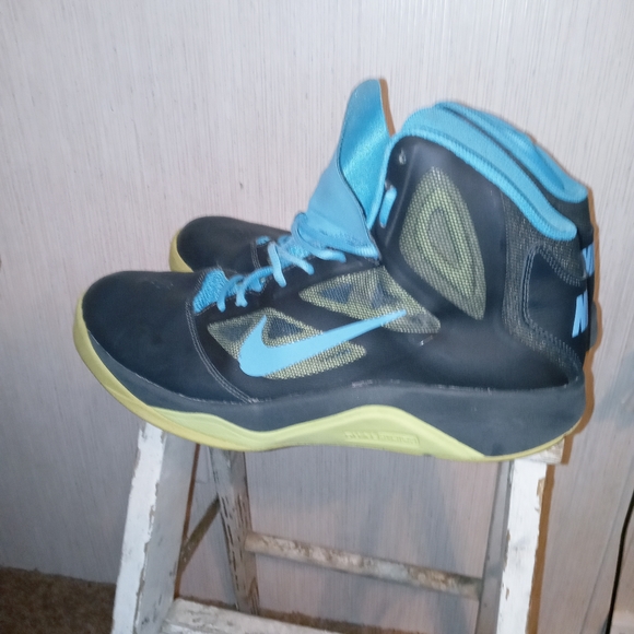 Nike Dual Fusion - Picture 3 of 8